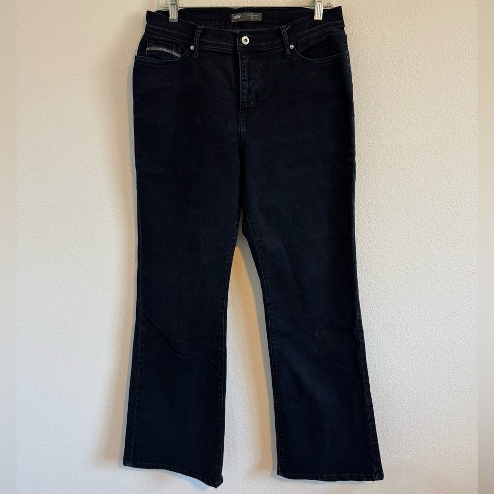 Levis Women’s Dark‎ Blue Perfectly Slimming Boot Cut Jeans Size 12